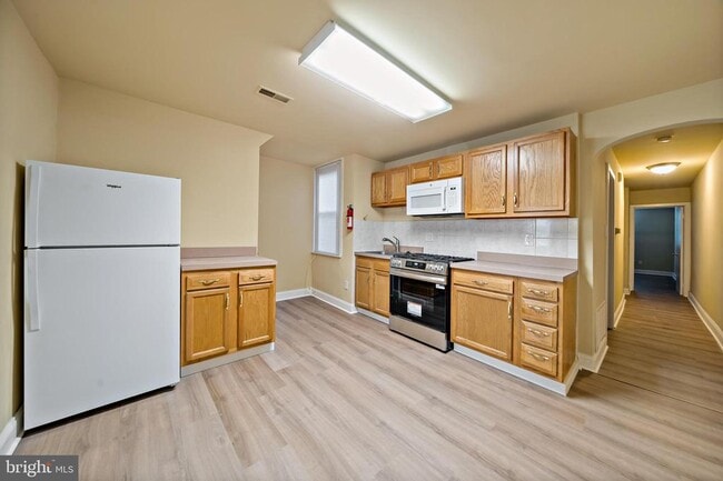 Photo - 2118 S Broad St Unit 2