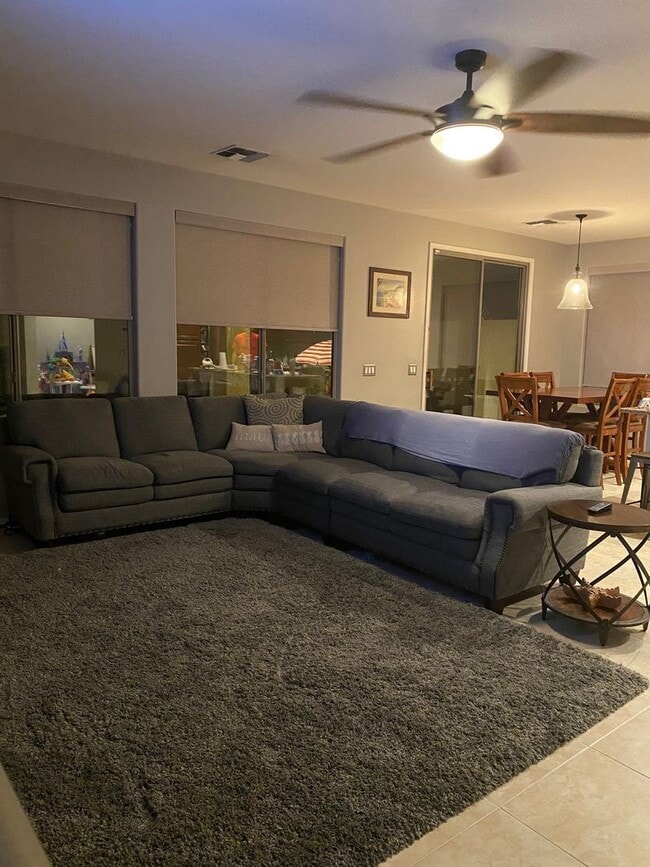Photo - Upgraded and Spacious 5 Bed/3 Bath in Northwest Phoenix