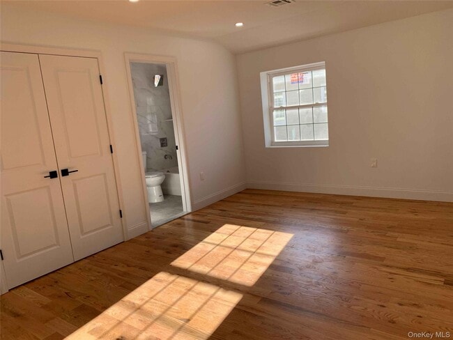 Photo - 115-42-11175 175th St Unit 2