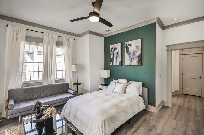 Photo - $400 Move In Special: Beautifully Updated Midtown Studio Apartment Walking Distance to Piedmont P...