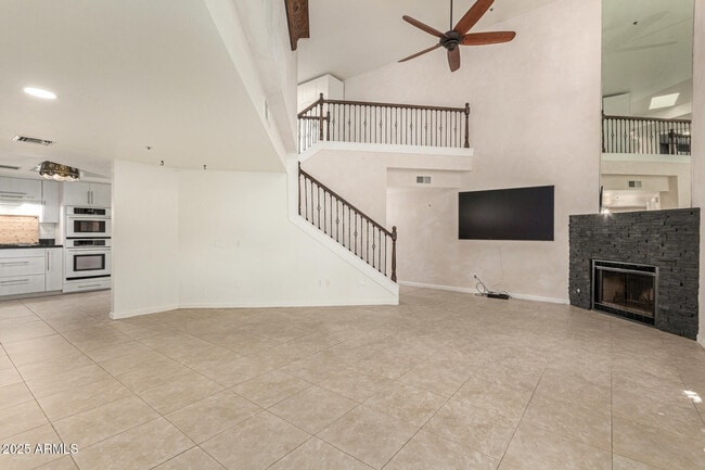 Photo - 21 W Pasadena Ave