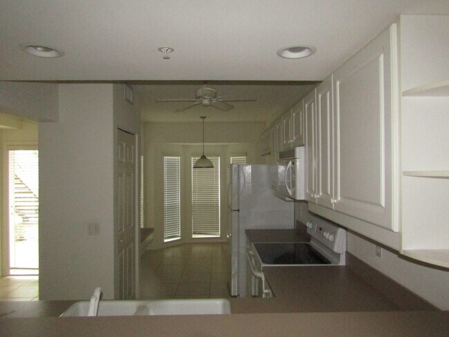 Photo - 891 Norwalk Dr