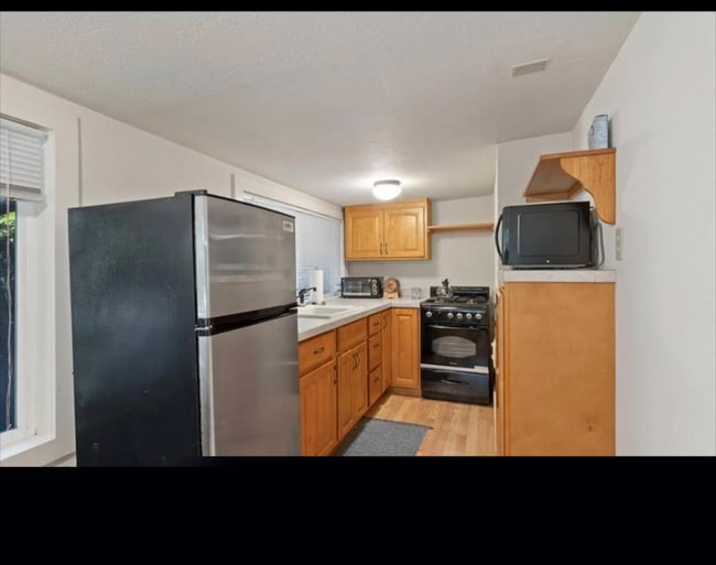 275 Old Big Trees Rd