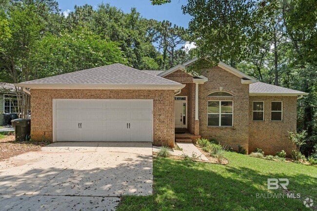 Building Photo - 219 Ridgewood Dr Rental