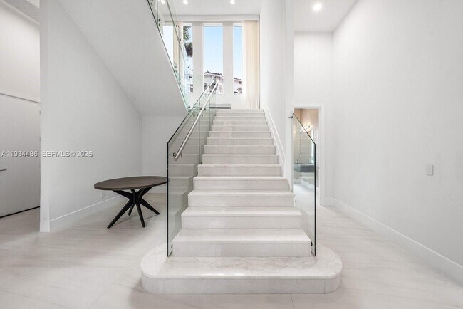 Photo - 3912 Island Estates Dr