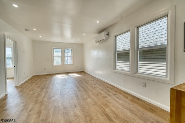 Photo - 55 Tappan St Unit 2