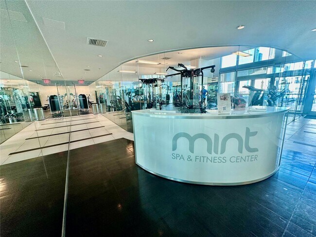 Photo - 92 SW 3rd St Unit 1908