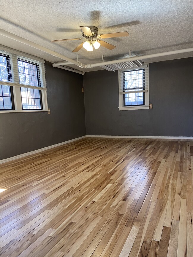 Building Photo - 1684 Harrison St Unit 9 Rental