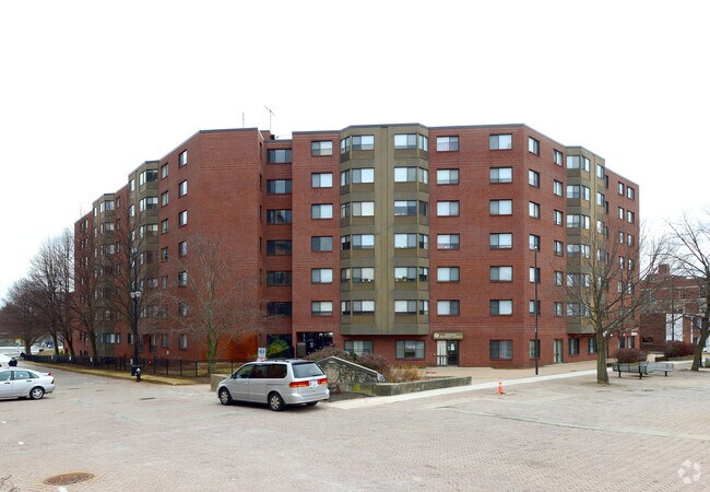 Photo - Brockton Commons Apartments
