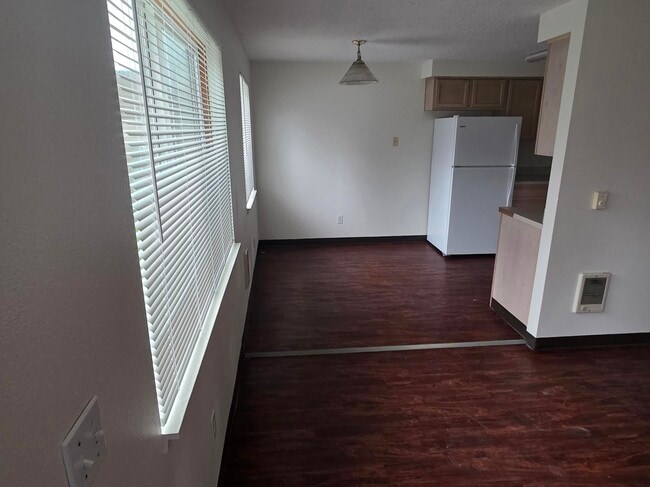 Photo - 753 Clay St E Unidad 1