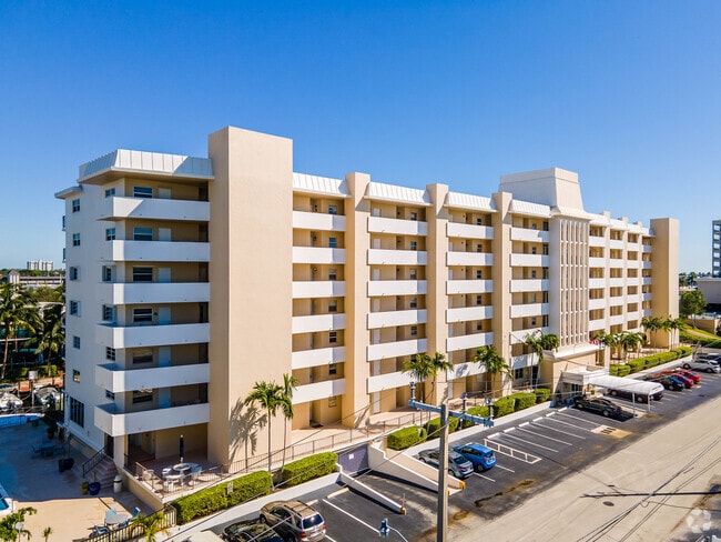 Photo - Ridgeview Towers Apartamentos