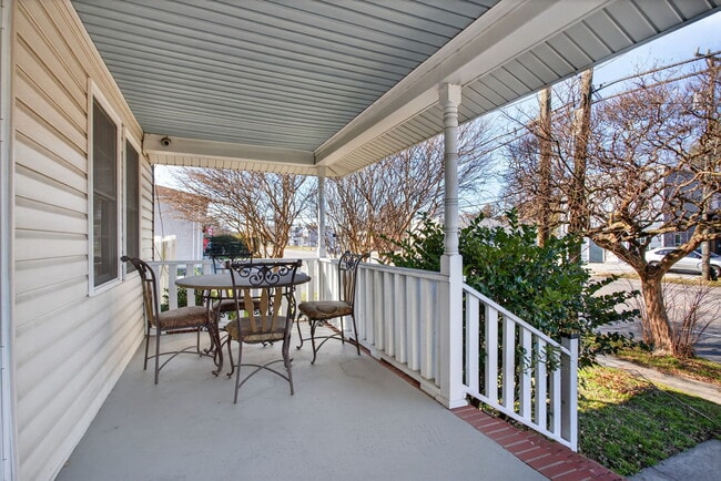 Photo - 2818 Tidewater Dr