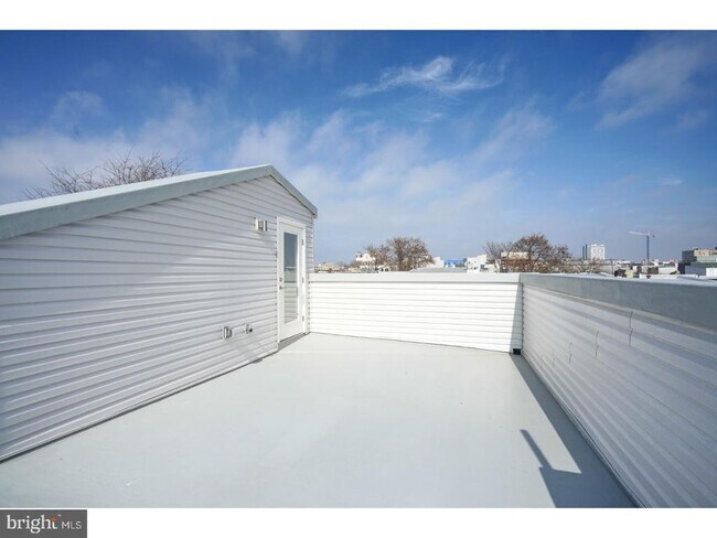 Photo - 1629 Swain St Unit 3