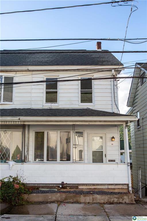 Photo - 68 W Center St