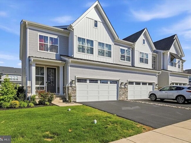 Photo - 604 McNair Dr