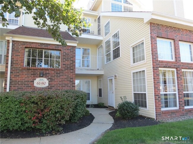 Building Photo - 74 Carriage Crossing Ln Unit 74