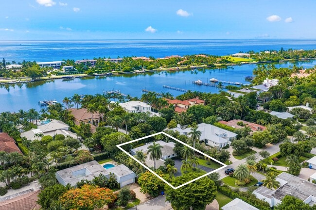 Building Photo - 1386 S Atlantic Dr