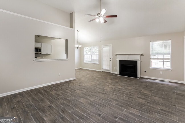 Photo - 4630 Thermal Ct