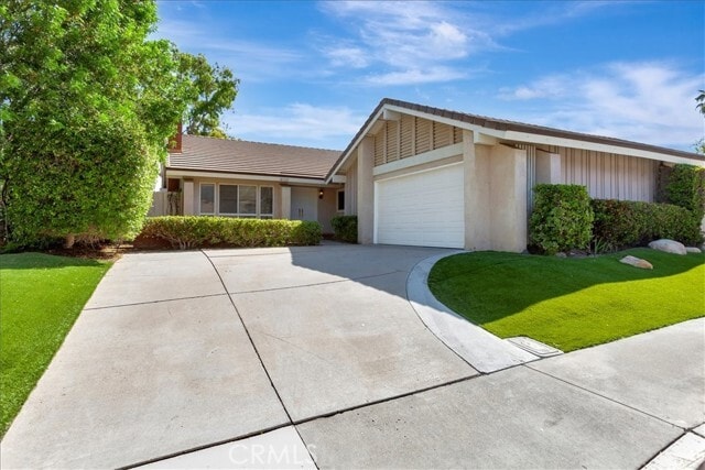 Building Photo - 18722 Paseo Picasso