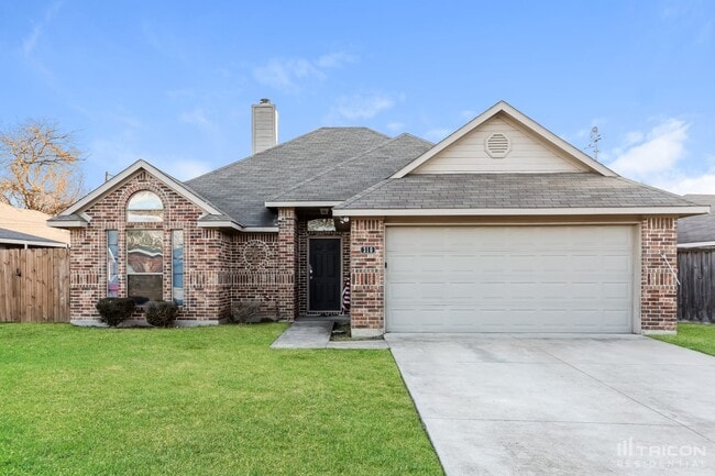 Building Photo - 310 Southlake Dr Rental