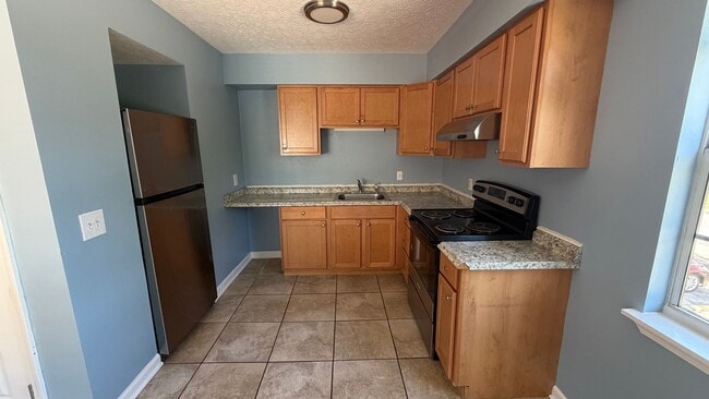 Building Photo - 6321 Lenawee St Unit 6321 Lenawee Street Apt D3