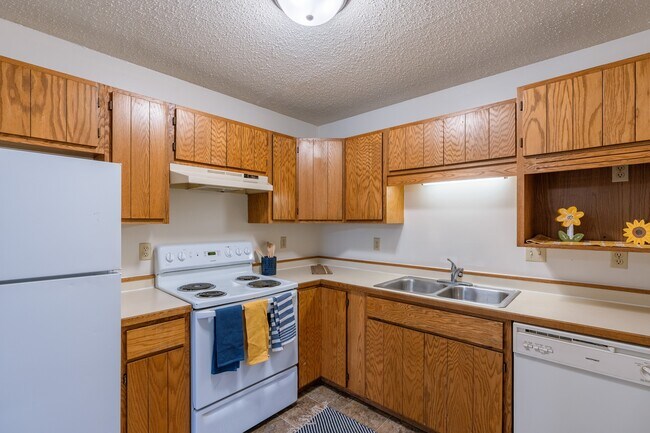Fargo, Dakota del Norte Crescent Park Apartamentos | Cocina