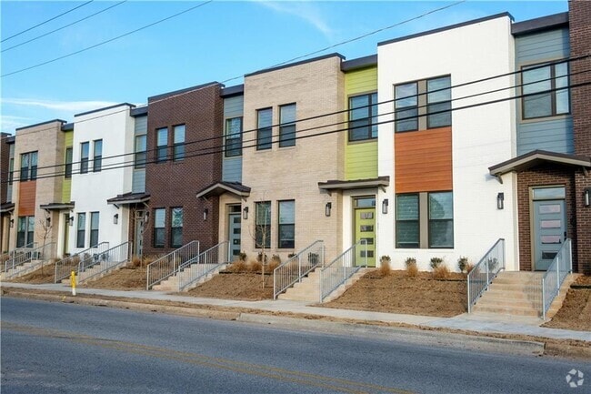 Building Photo - 303 Park St Rental