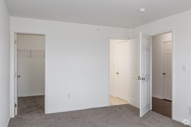 1BR, 1BA - 888SF - The Village at Blue Hen