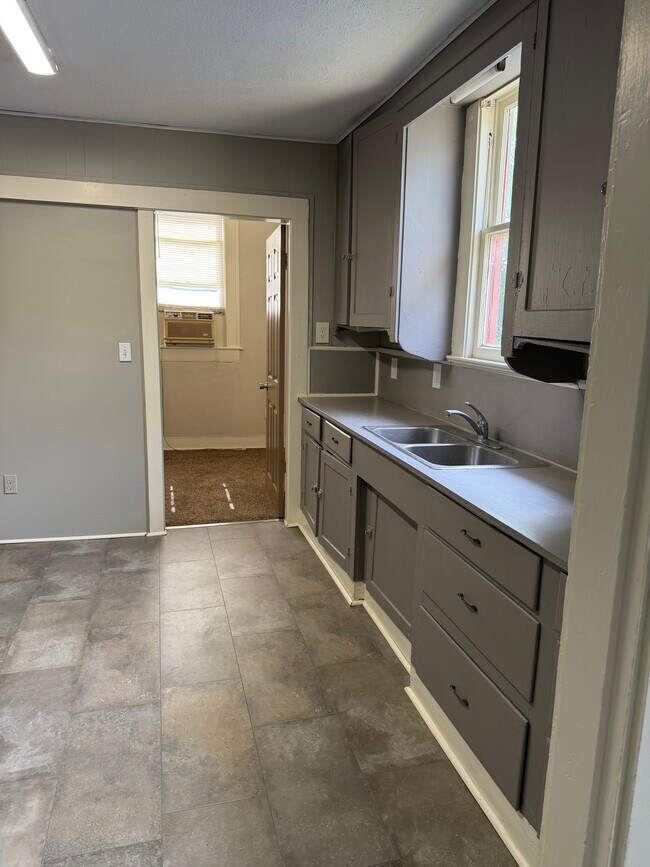 Photo - 1307 Giddings St