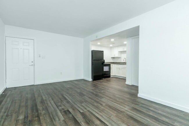 Photo - The Wave Apartments