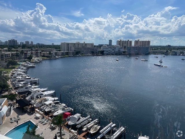 Building Photo - 100 Golden Isles Dr Unit 1012 Rental