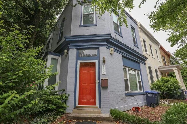 Photo - 2153 Newport Pl NW