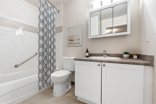 Photo - Nottingham Towers