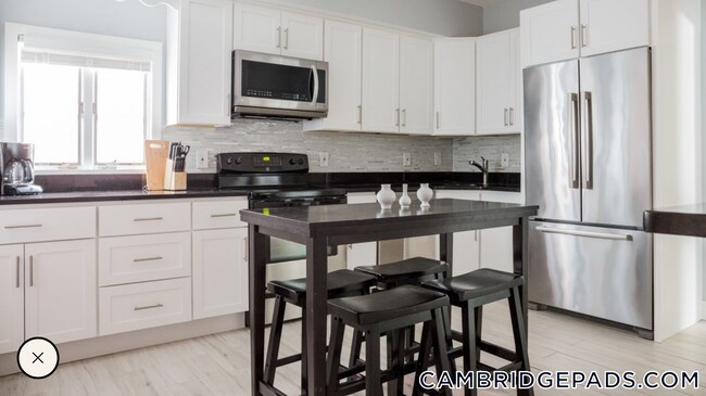 Photo - 7 Story St Unidad 1