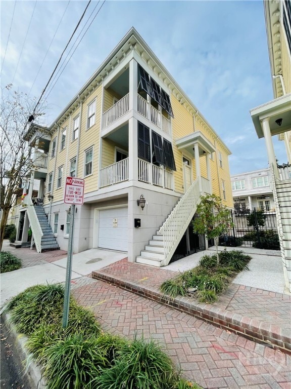Photo - 713 Howard St Townhome