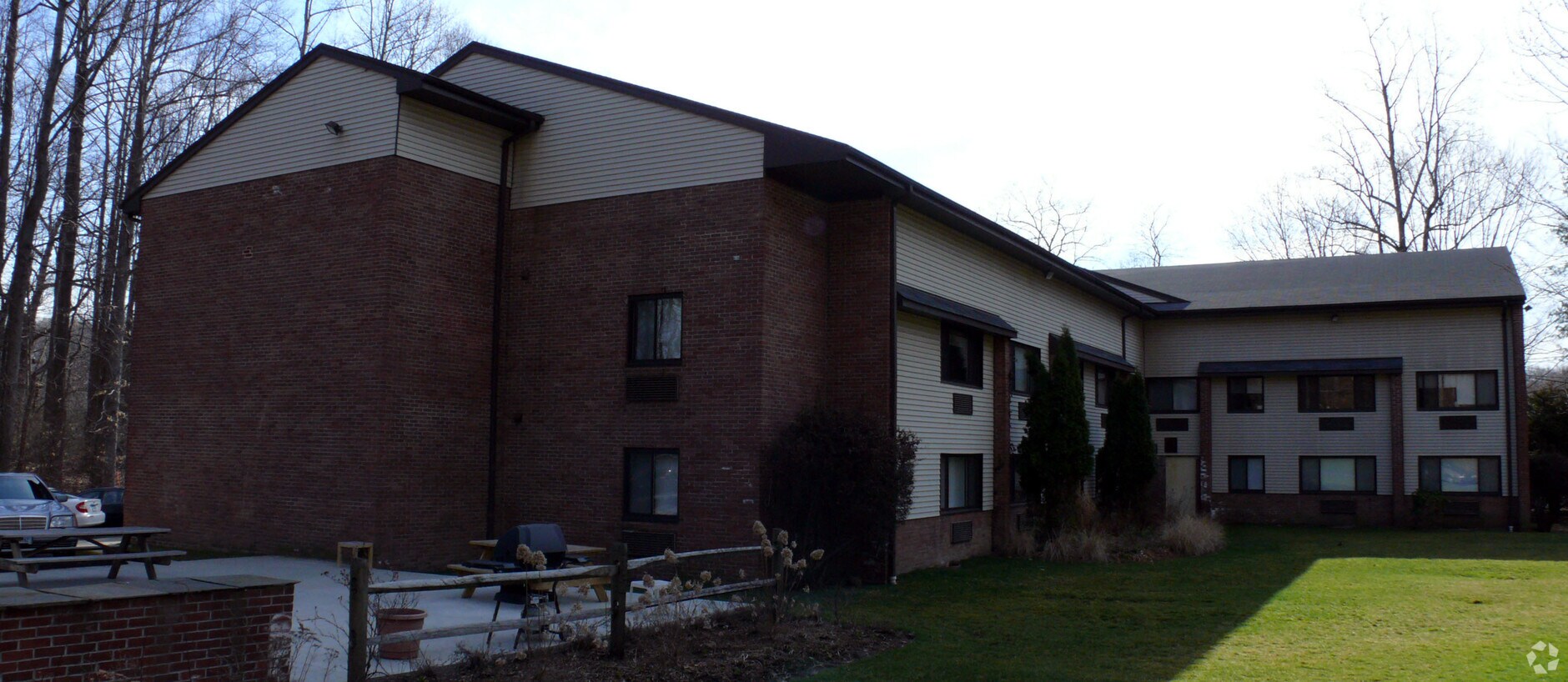 Photo - Rowayton Gardens