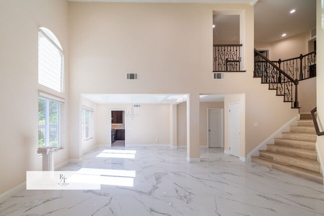 Photo - Stunning Remodeled Home in Walnut Valley U...