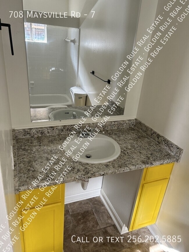 Photo - 708 Maysville Rd NE Unit 7
