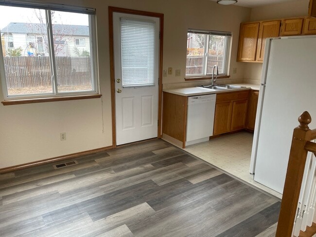 Photo - CHARMING 2BD RANCHER in SUNDOWN NEIGHBORHOOD - Security Deposit Waiver Available