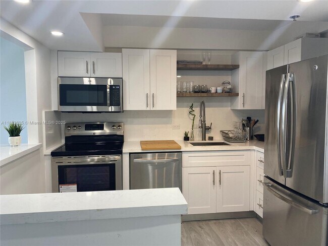 Photo - 20515 E Country Club Dr Unidad 549