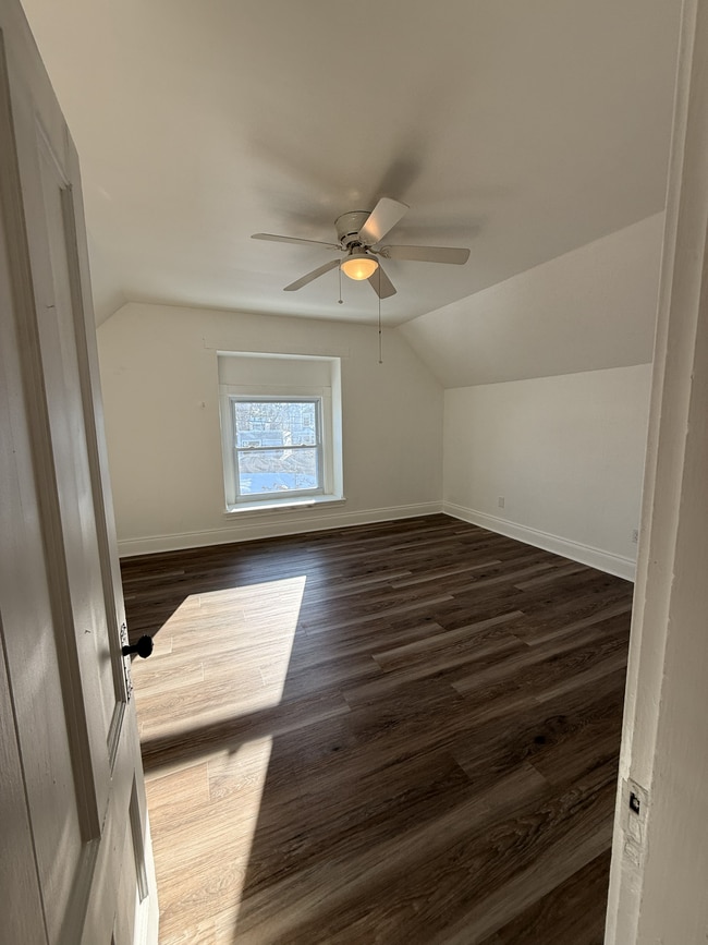 Bedroom 1 - 260 Webster St Unit 2