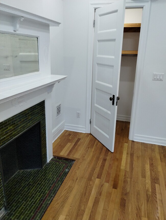 Photo - 870 Prospect Pl Unidad Apt.2