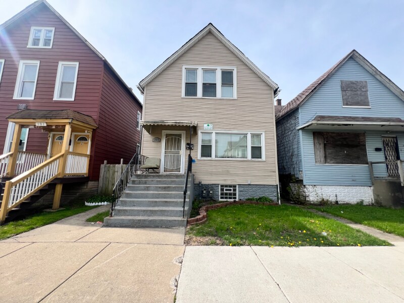 Photo - 105 W 112th St