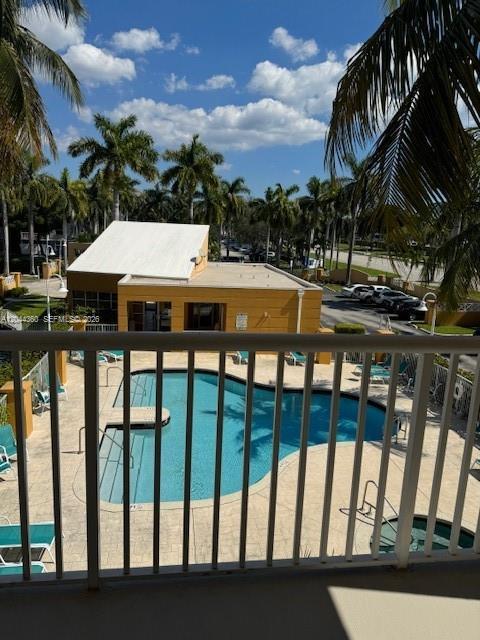 Photo - 1450 SE 3rd Ave Unidad 302