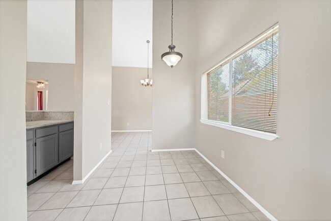 Photo - 710 Old Colony Dr