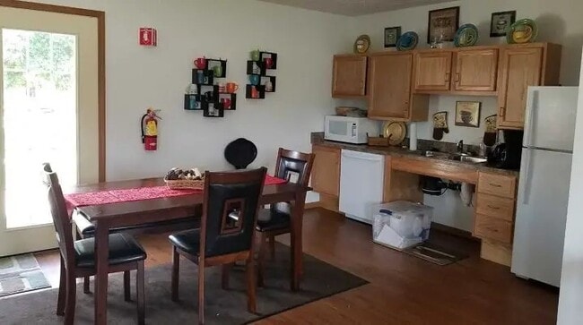 Photo - 15 Orchard Ln