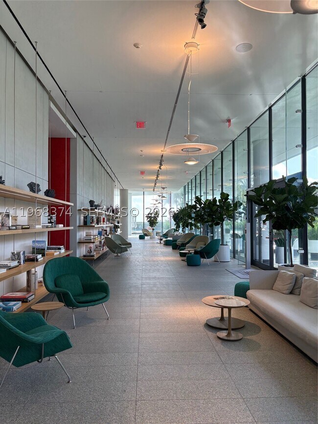 8701 Collins Ave Unit 803