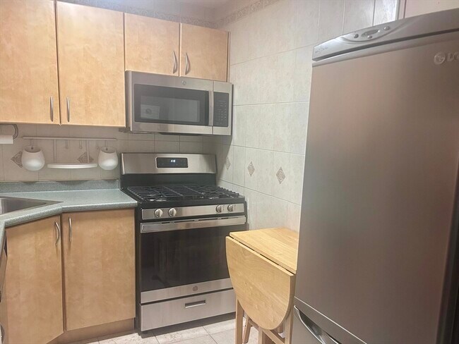 Photo - 140 Kenrick St Unidad 21