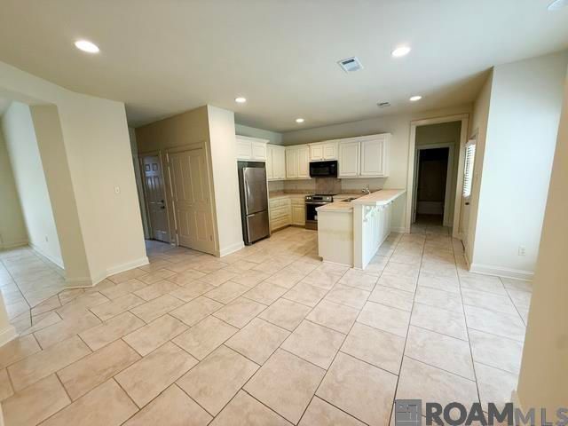 Photo - 9431 Boone Ave