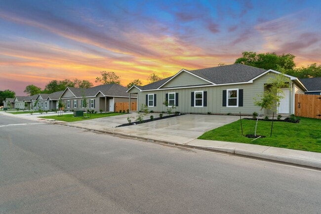 Photo - 436 Trefger St